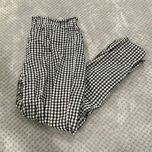 ☕️Kendall & Kylie Pants Size M ☕️